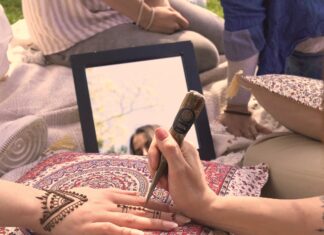 Sandra Parrinello bringt Henna Trend in die Schweiz
