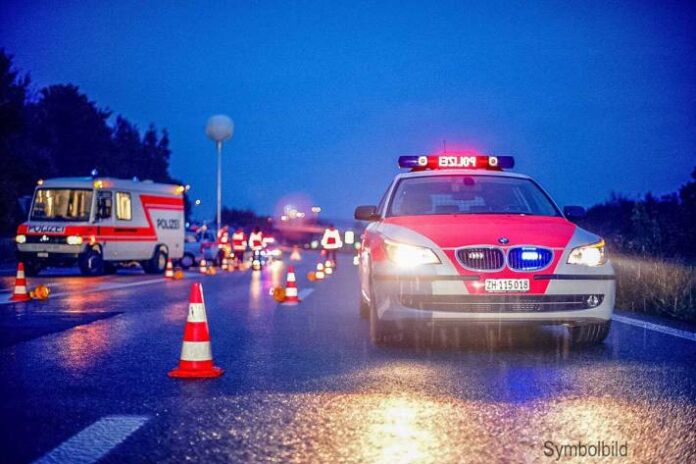 dubendorf-zh-veranstaltung-von-autoposern-aufgelost