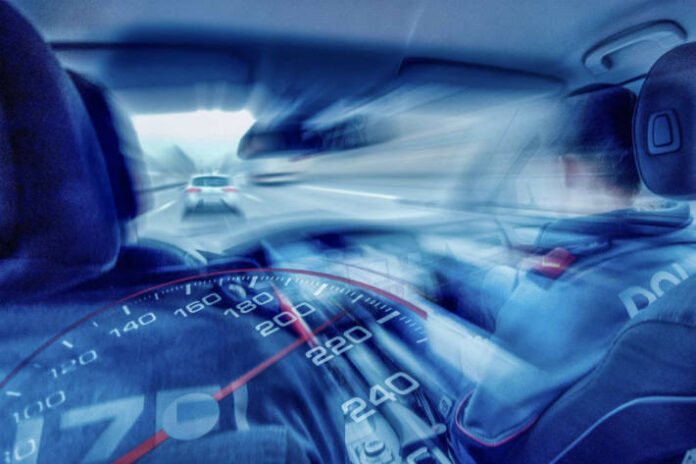 horn-tg-19-jhriger-raser-innerorts-mit-105-km-h-gemessen