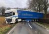 Salzkotten – Sattelzug blockiert Straße
