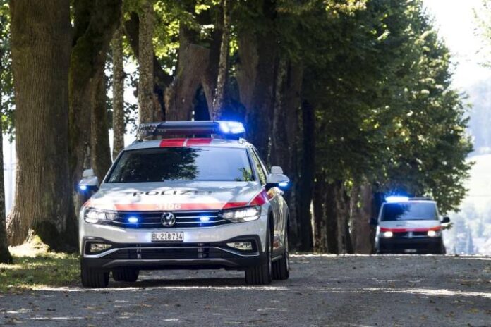 biel-benken-bl-fremder-hund-beisst-frau