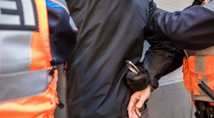 Stadt Luzern – 19-jähriger Servette-Fan wegen Verstosses gegen das Sprengstoffgesetz festgenommen