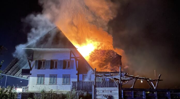 Oberönz BE – Brandausbruch in einem Einfamilienhaus