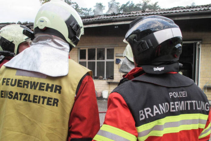 wiler-bei-seedorf-ermittlungen-nach-brand-einer-werkstatt-abgeschlossen