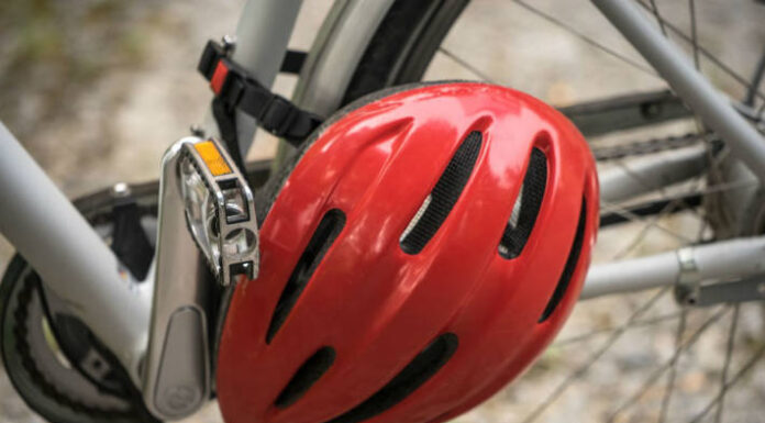 Zug – Sicher in die Fahrrad- und Motorradsaison starten