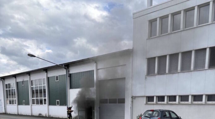 Rüthi SG – Brand in einer Firma an der Industriestrasse