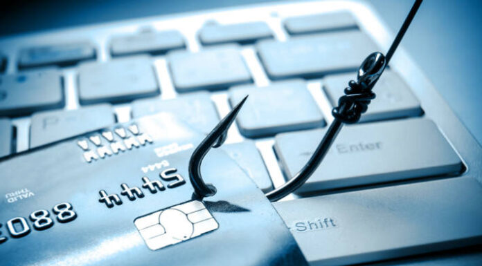 So schützen Sie sich vor Kredit- und Debitkartenbetrug